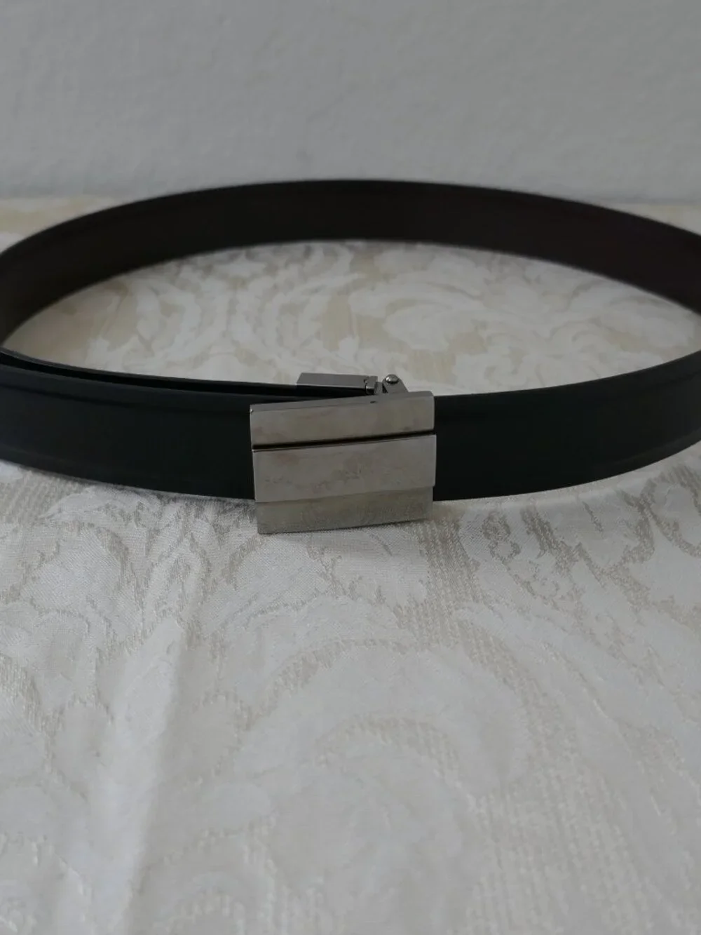 Gucci Belt Men's Black Brown Reversible Rectangular Buckle Italy Quiet Luxury